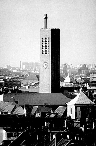 Der Turm – 66 Meter hoch